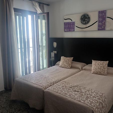 Hotel De Los Faroles Cordoba Ngoại thất bức ảnh